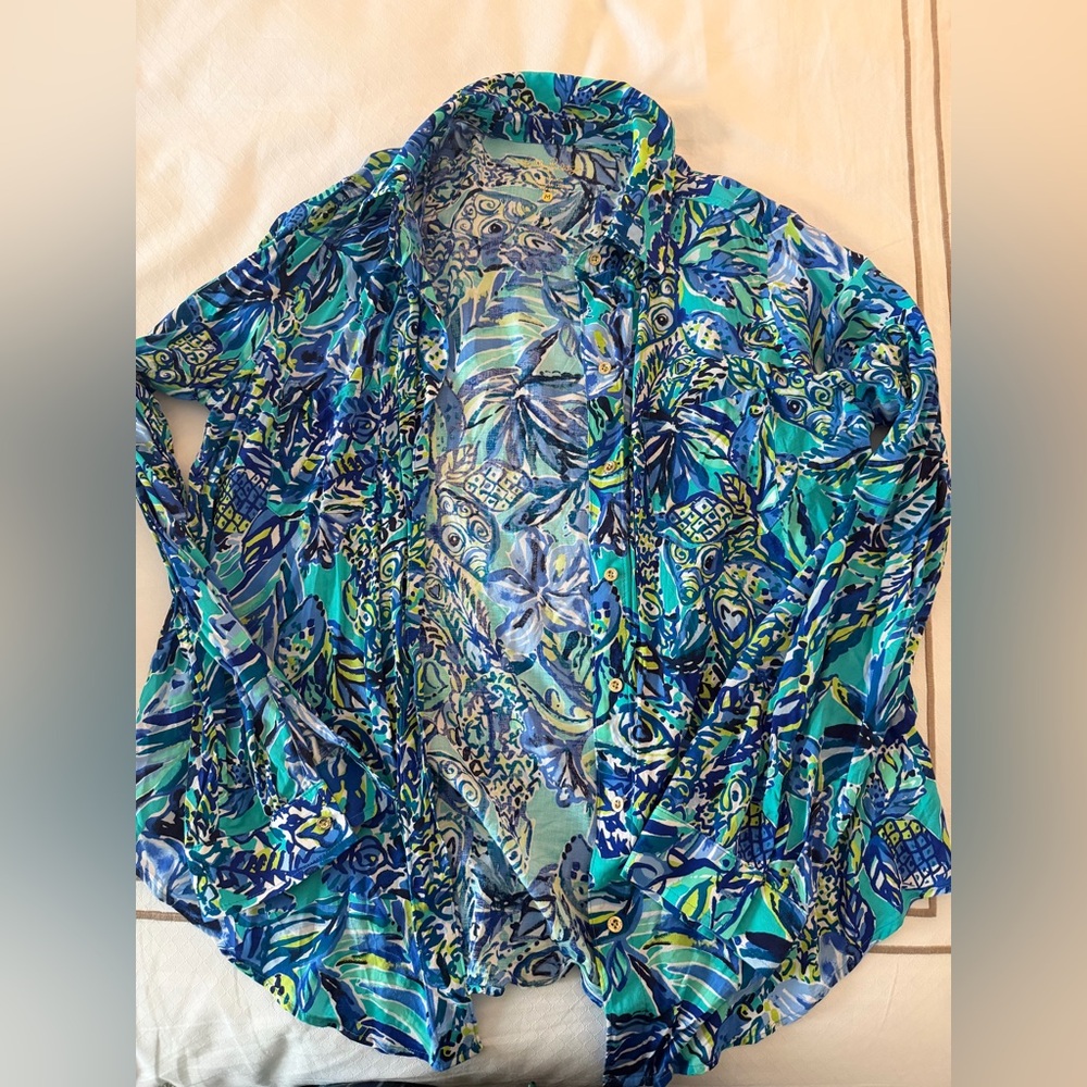 Lilly Pulitzer Blue and Green Patterned Top